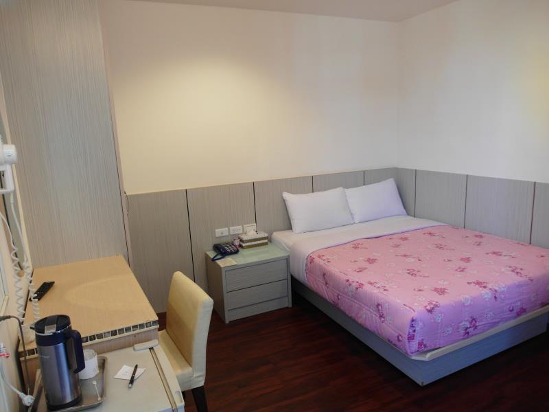 Ruei Gung Business Hotel Cao Hùng Ngoại thất bức ảnh